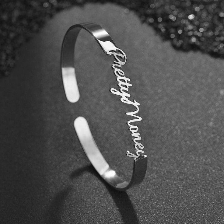 𝗧𝗵𝗲 𝗨𝗻𝗯𝗿𝗼𝗸𝗲𝗻 𝗩𝗼𝘄