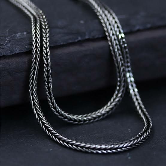 𝗧𝗵𝗲 𝗙𝗼𝘅 𝗧𝗮𝗶𝗹 𝗖𝗵𝗮𝗶𝗻