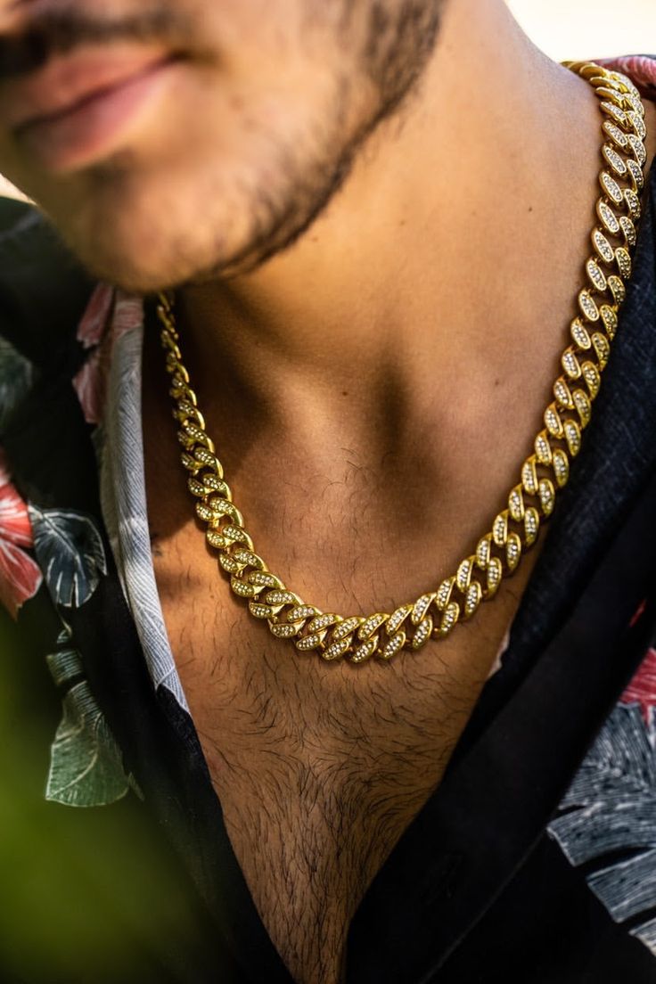 𝗧𝗵𝗲 𝗜𝗰𝗲 𝗖𝘂𝗯𝗮𝗻 𝗖𝗵𝗮𝗶𝗻