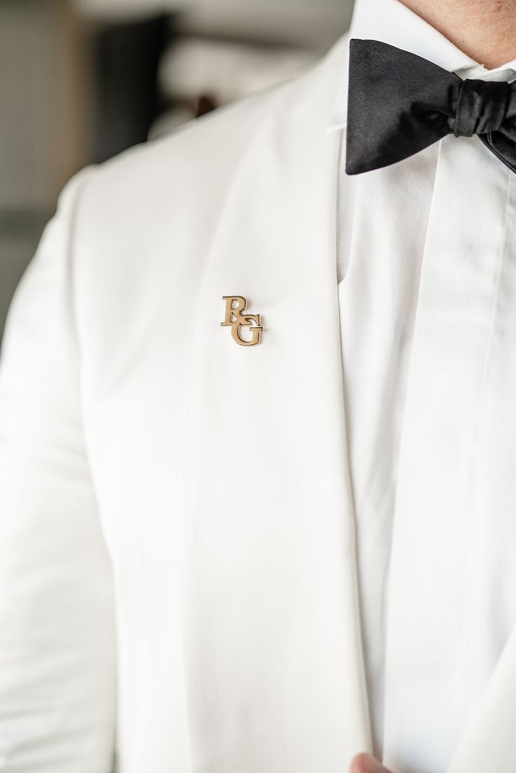 𝐌𝐫. 𝐁𝐨𝐬𝐬